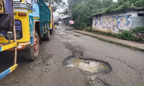 கோத்தகிரி ராம்சந்த் பகுதி சாலை சீரமைக்கப்படுமா?  பொதுமக்கள் எதிர்பார்ப்பு
