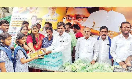 உழவர்கரை தொகுதியில் நலத்திட்ட உதவிகள்