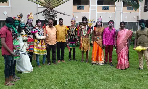 பர்கூர் உண்டு உறைவிட பள்ளி மாணவ-மாணவிகள் தேர்வு