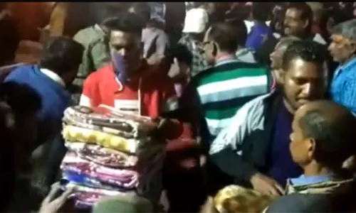 சுவேந்து அதிகாரி பங்கேற்ற நிகழ்ச்சியில் கடும் நெரிசல்- 3 பேர் உயிரிழப்பு