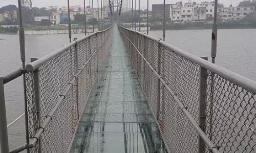 கண்ணாடி தொங்கு பாலம் விரைவில் திறக்க ஏற்பாடு- சுற்றுலா பயணிகளை கவரும் வகையில் அமைப்பு