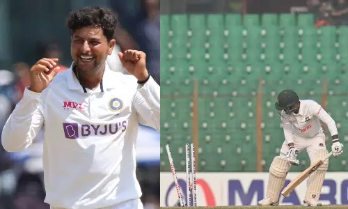 குல்தீப் அசத்தல் பந்து வீச்சு: 2-வது நாள் ஆட்ட நேர முடிவில் வங்காள தேசம் 8 விக்கெட்டுகளை இழந்து திணறல்