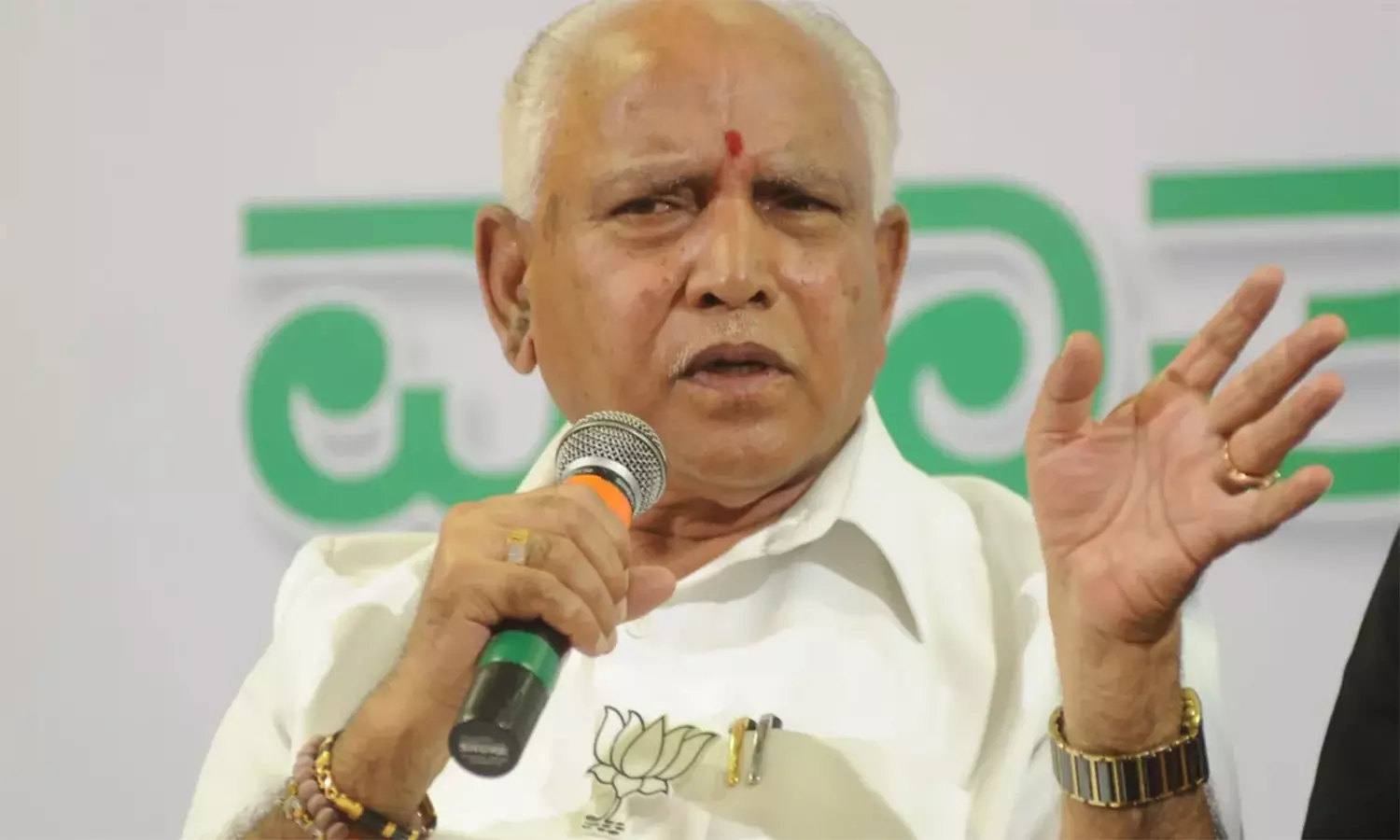 அரசியலில் இருந்து என்னை ஒழிக்க முடியாது: எடியூரப்பா பரபரப்பு பேட்டி