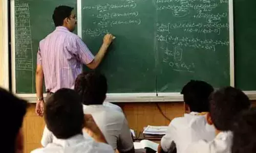 பள்ளி மாணவர்களுக்கு அரையாண்டு தேர்வு இன்று தொடக்கம்