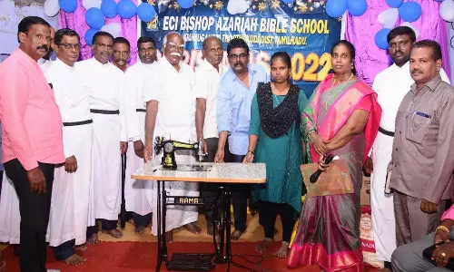 ஆறுமுகநேரி வேதாகம பள்ளியில் கிறிஸ்துமஸ் விழா