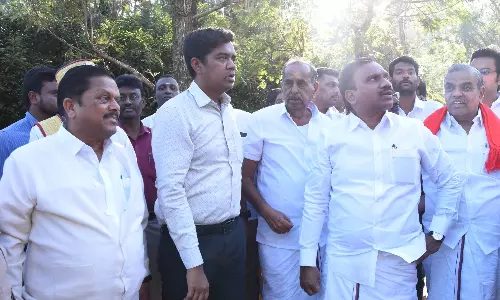 குன்னூரில் மழையால் பாதிக்கப்பட்ட பகுதிகளில் அமைச்சர், எம்.பி. நேரில் ஆய்வு