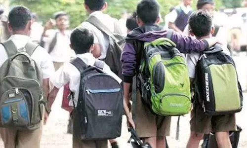 திருவள்ளூரில் நாளை பள்ளிகள் இயங்கும் என அறிவிப்பு