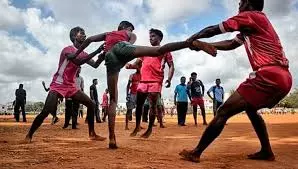 மாநில கபடி போட்டியில் முதலிடம் பிடித்த அரசு பள்ளி மாணவிகளுக்கு பாராட்டு