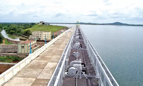 பவானிசாகர் அணையின் நீர்மட்டம் 104.75 அடியாக உயர்வு