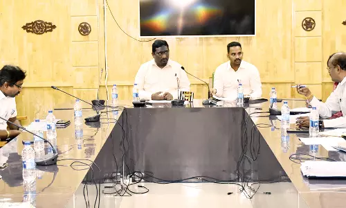 தொழில் முனைவோர்களுடன் ஆலோசனை