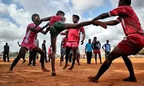 மாநில கபடி போட்டியில் முதலிடம் பிடித்த அரசு பள்ளி மாணவிகளுக்கு பாராட்டு