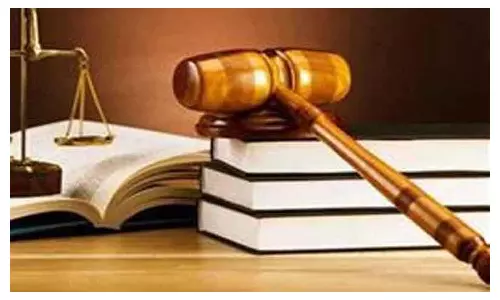 உறையூர் போலீஸ் இன்ஸ்பெக்டருக்கு பிடிவாரண்டு