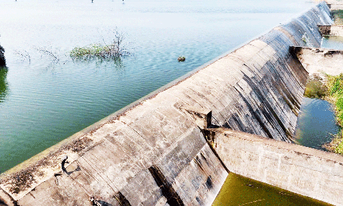 ஒட்டன்சத்திரம் அருகே தொடர் மழையால் நிரம்பிய நங்காஞ்சியாறு நீர்தேக்கம்