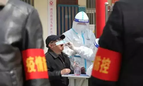 சீனாவில் கொரோனாவுக்கு மேலும் 2 பேர் உயிரிழப்பு - அடுத்த மாதம் மேலும் அதிகரிக்கும் என தகவல்