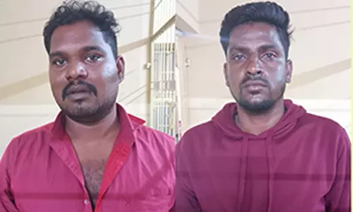 திண்டிவனத்தில் லாட்டரி டிக்கெட் விற்ற 2 பேர் கைது