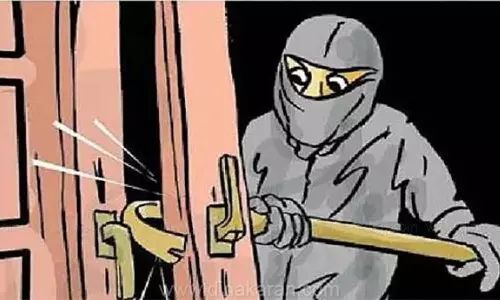 வீட்டில் பூட்டை உடைத்து கொள்ளை முயற்சி