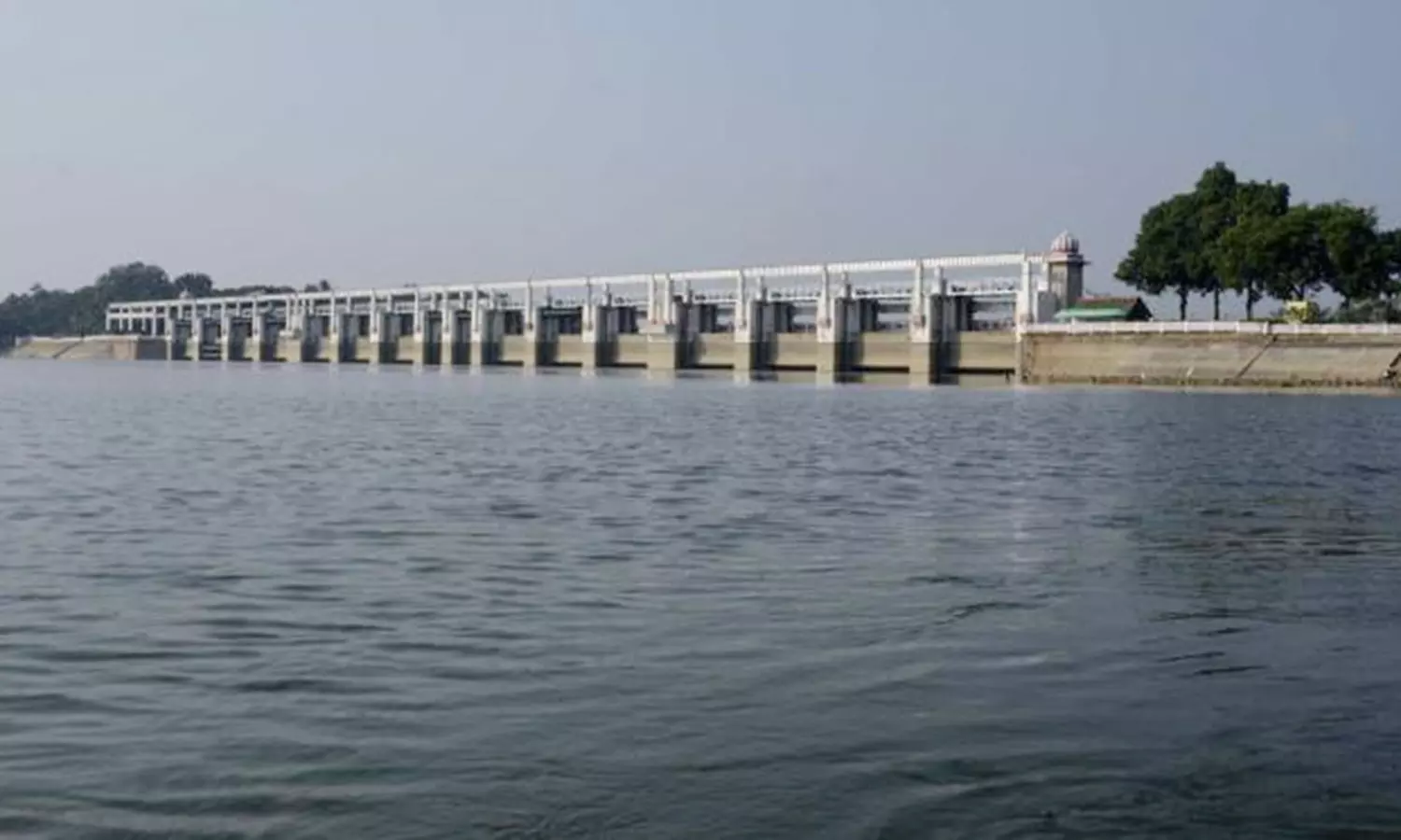 தமிழக நீர்த்தேக்கங்களில் 202 டி.எம்.சி. தண்ணீர் இருப்பு- அதிகாரிகள் தகவல் தமிழக நீர்த்தேக்கங்களில் 202 டி.எம்.சி. தண்ணீர் இருப்பு- அதிகாரிகள் தகவல்