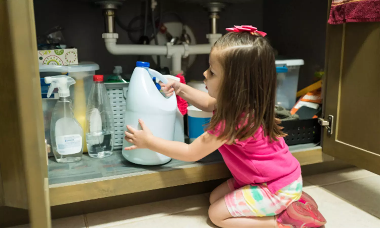 பாதுகாப்பற்ற வீட்டுப்பொருட்களால் குழந்தைகளுக்கு ஏற்படும் பாதிப்புகள்