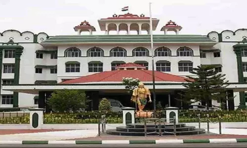தமிழை வளர்க்க நடவடிக்கை எடுக்கவேண்டும்- தமிழக அரசுக்கு உயர் நீதிமன்ற மதுரை கிளை உத்தரவு