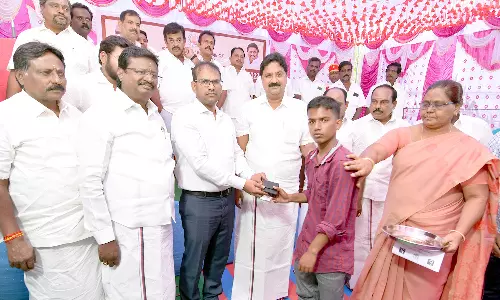 பர்கூரில்  196 பயனாளிகளுக்கு ரூ.29 லட்சம்  நலத்திட்ட உதவிகள்