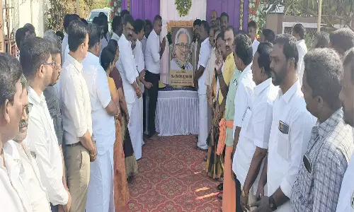 தி.மு.க. மாவட்ட அலுவலகத்தில் பேராசிரியர் அன்பழகன் நூற்றாண்டு விழா