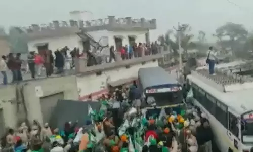 மதுபான ஆலையை முற்றுகையிட்ட விவசாயிகள்- காவல்துறையினருடன் மோதலால் பரபரப்பு