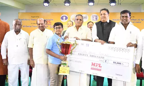தேசிய சதுரங்க போட்டியில் தமிழக மாணவர் சாதனை