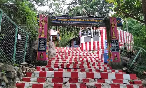 சதுரகிரிக்கு பக்தர்கள் செல்ல 4 நாட்கள் அனுமதி