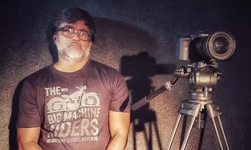 கதை எழுதும் பிசியில் செல்வராகவன்.. வைரலாகும் பதிவு..