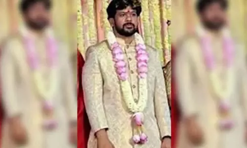 சேகர்ரெட்டி மகளுடன் திருமணம் நிச்சயமான திருப்பதி தேவஸ்தான அதிகாரி மகன் மரணம்