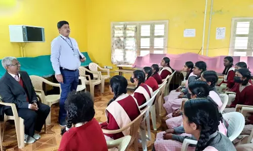 மஞ்சூரில் மின் சேமிப்பு விழிப்புணர்வு முகாம்