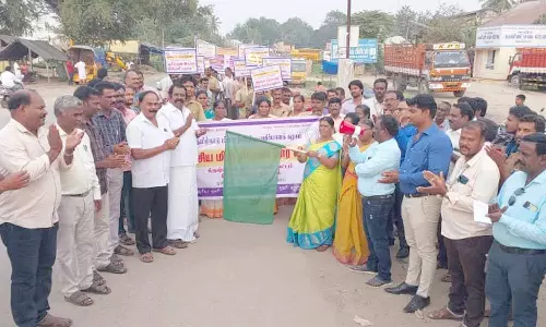 போச்சம்பள்ளியில்   விழிப்புணர்வு பேரணி