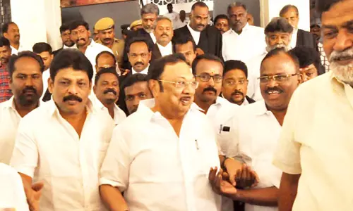 தேர்தல் வழக்கு: மதுரை கோர்ட்டில் மு.க.அழகிரி ஆஜர்