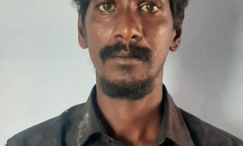 மோட்டார் சைக்கிள்கள் திருடிய வாலிபர் கைது