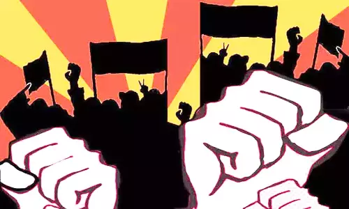 போளூர் சர்க்கரை ஆலை முன்பு பா.ம.க. ஆர்ப்பாட்டம்