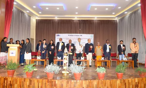 ஊட்டி ஜே.எஸ்.எஸ்.பார்மசி கல்லூரியில்  விழிப்புணர்வு கருத்தரங்கு