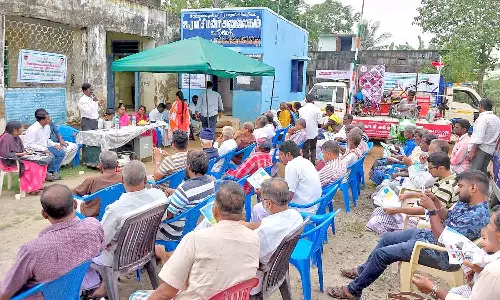 விவசாயிகளுக்கு வேளாண் வளர்ச்சி  திட்டம் குறித்து விழிப்புணர்வு கூட்டம்