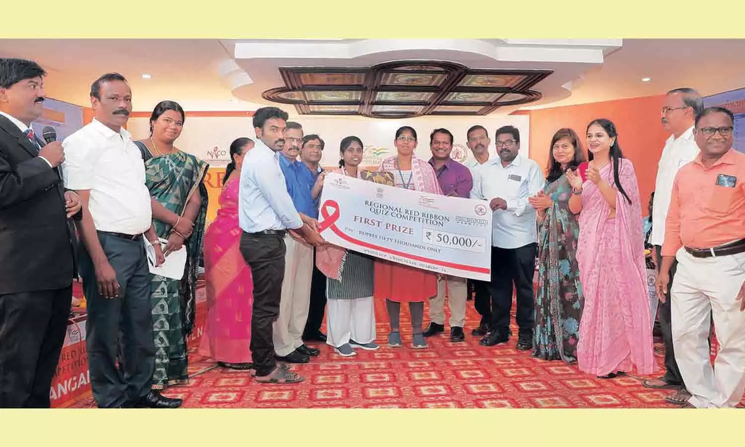 வினாடி-வினா போட்டியில் புதுவை முதலிடம் வினாடி-வினா போட்டியில் புதுவை முதலிடம்