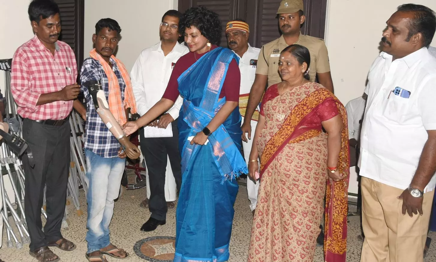 67 மாற்றுத் திறனாளிகளுக்கு ரூ.8.52 லட்சத்தில் உதவி உபகரணங்கள் 67 மாற்றுத் திறனாளிகளுக்கு ரூ.8.52 லட்சத்தில் உதவி உபகரணங்கள்