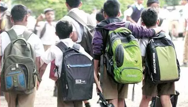 ஆரம்ப பள்ளிகள் ஜனவரி 5-ந்தேதி திறப்பு ஆரம்ப பள்ளிகள் ஜனவரி 5-ந்தேதி திறப்பு