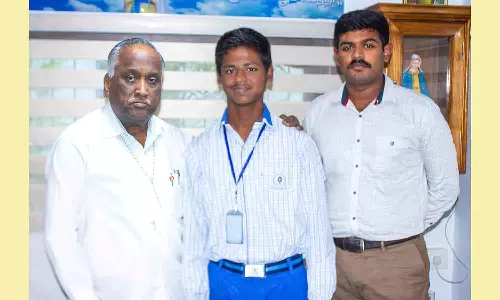 தேசிய வினாடி வினா போட்டியில் பள்ளி மாணவர் வெற்றி