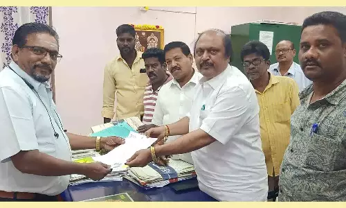 குடிநீர் பிரச்சினையை தீர்க்க வேண்டும்-அதிகாரியிடம் கென்னடி எம்.எல்.ஏ. மனு