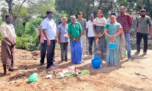 வாசுதேவநல்லூரில் பாலம் கட்டும் பணிக்கு பூமி பூஜை