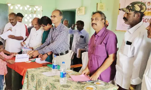 காரையூரில் மக்கள் தொடர்பு முகாம்