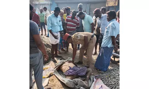 கட்டிட தொழிலாளி உடல் கருகி சாவு