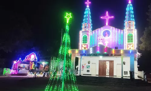 கிறிஸ்துமஸ் சிறப்பு திருப்பலி