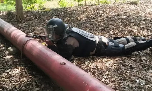 திருச்சி விமான நிலையத்தில் தீவிரவாத தடுப்பு பாதுகாப்பு ஒத்திகை