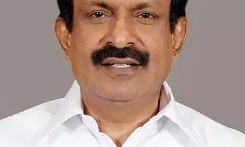 முககவசம் அணிவதை பொதுமக்கள் கட்டாயமாக்கி கொள்ள வேண்டும்