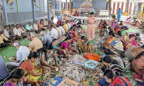 சிறுவாபுரி பாலசுப்பிரமணிய சுவாமி திருக்கோவிலில் ரூ.53.33 லட்சம் காணிக்கை வசூல்