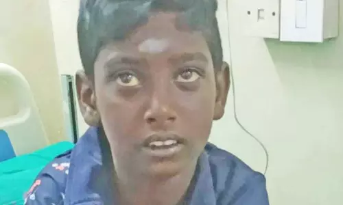 திண்டுக்கல் அருகே மர்ம நோயால் பாதிக்கப்பட்ட 10 வயது சிறுவன் அரசு உதவ பெற்றோர் கோரிக்கை
